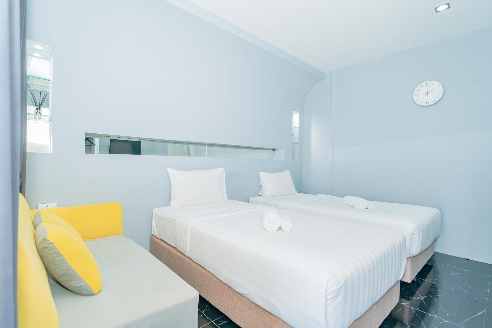 Patong Diamond Hotel Bagian luar foto