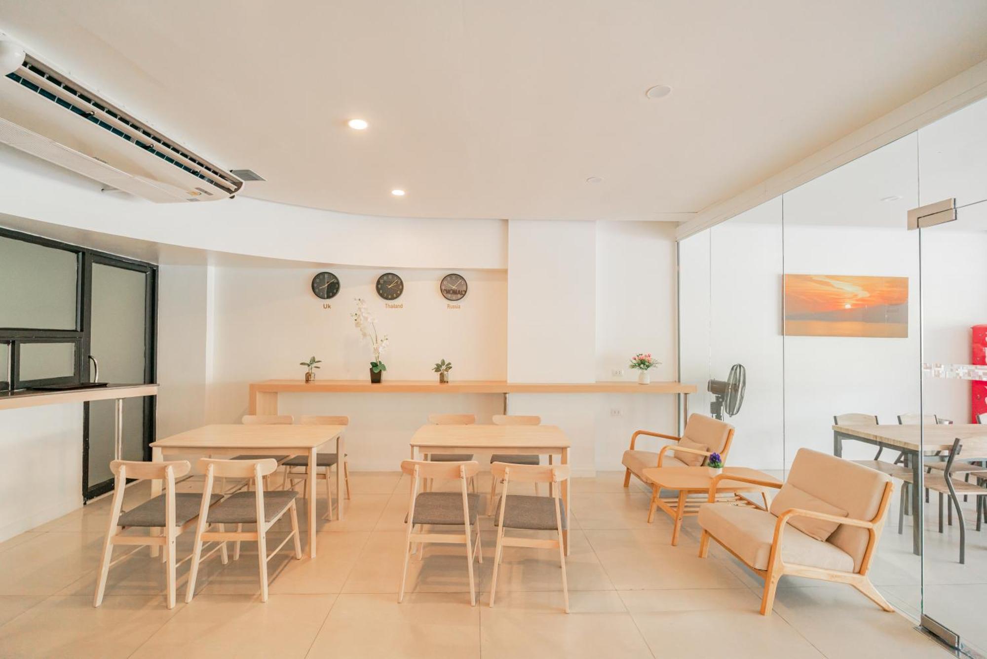 Patong Diamond Hotel Bagian luar foto