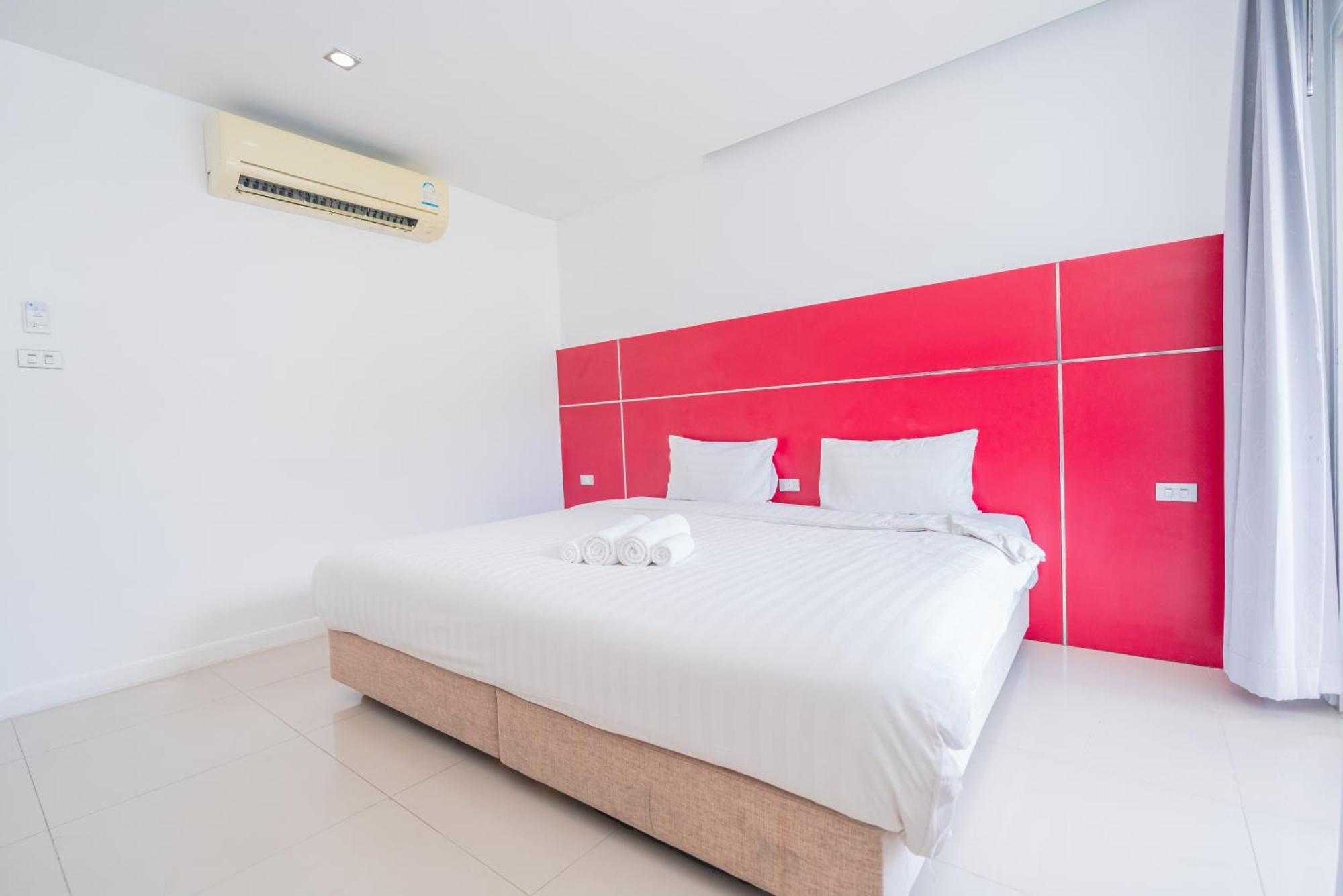 Patong Diamond Hotel Bagian luar foto